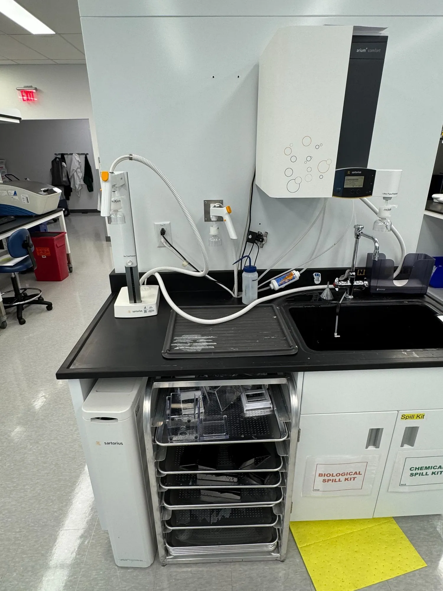 USED Sartorious Stedim Biotech H2O - L - 1 - UV - B Arium Comfort