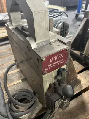 ELECTRIC STEADY REST FOR CNC LATHE