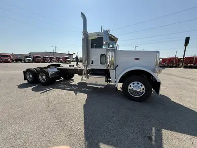 Used 2009 PETERBILT 388 Conventional trucks Texas US | MCO Truck & Equipment #1513817