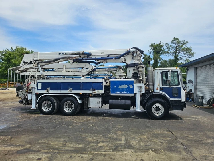 Used 2008 SCHWING S31 XT Concrete Pumps Colorado US | Concrete Pump Depot #1394115