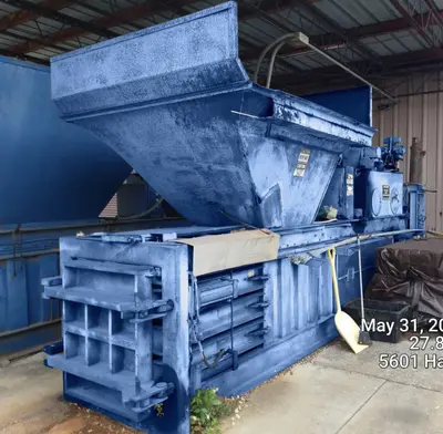 TWO (2) 75HP International Balers Light Ferrous/Non Ferrous