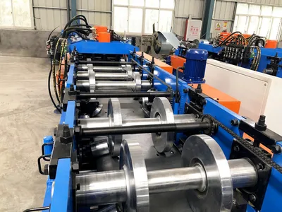 Quick Changeable C/Z Purlin Roll Forming Machine in China