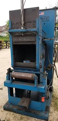 USED COYOTE 1.25 CUBIC/FT RUBBER BELT TUMBLER SHOT BLAST