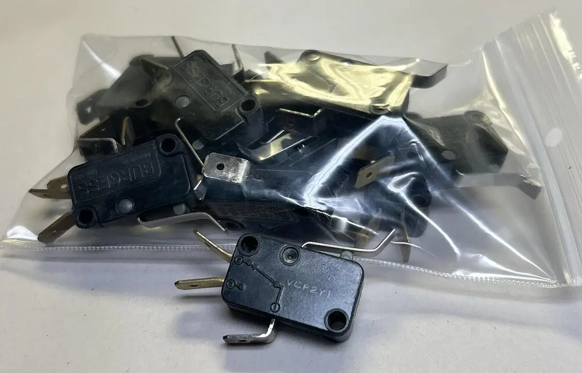 Used BURGESS VCP2Y1 Relays & Switches | Surplus Asset Holdings #1205731