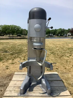 USED Hobart 140QT