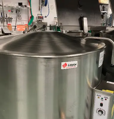 USED 1900 LEGION LGB-100F