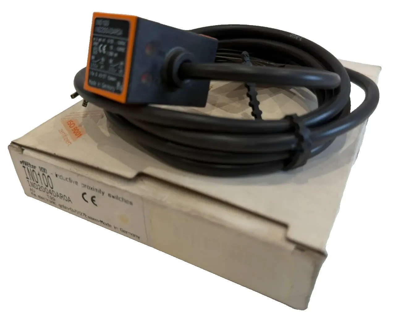 NEW IFM EFECTOR IND2004DAR0A-IN0100 INDUCTIVE PROXIMITY SWITCH IND2004DAR0