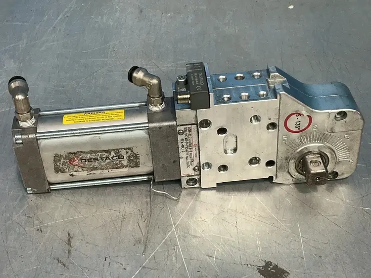 Used DESTACO 82M3E23005NL81 Pumps Ohio US | HGR 24 #1285764