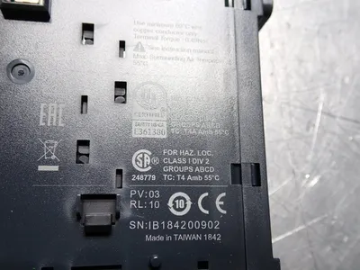 NEW SCHNEIDER ELECTRIC TM3DQ8R