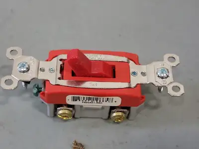 New | in-Stock PASS & SEYMOUR PS20AC1-RED Switchgears British Columbia CA | Lenmark #244710