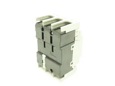Fuji Electric EW50RAGU-3P015 Earth Leakage Circuit Breaker 3-Pole 15A 100-440VAC