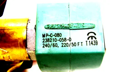 NEW ASCO 8316G064 SOLENOID VALVE 240/60 220/50