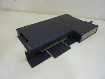 USED CINCINNATI MILACRON 3-531-3915A