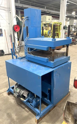 USED WABASH WABASH 30-2424-2STM PRESS