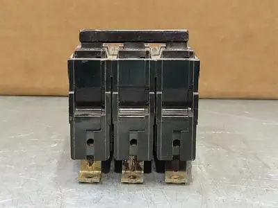Used GENERAL ELECTRIC THQB320 Switchgears British Columbia CA | Lenmark #243329