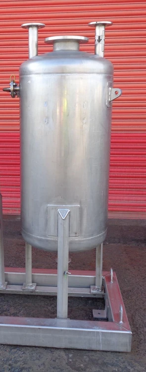 Used MCMILLAN 200 Litre Stainless Steel Tanks GB | Perry Equipment #120995
