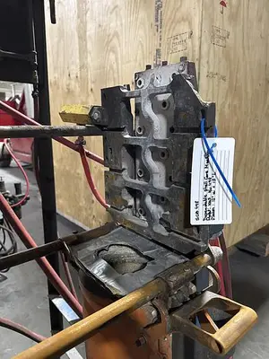 USED DEPENDABLE SHELL CORE MACHINE 100S