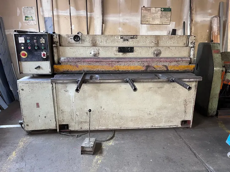 Used 1987 PIESOK NTC 2500/4 Sheet Metal Shears CZ | Amaron s.r.o. #1068224