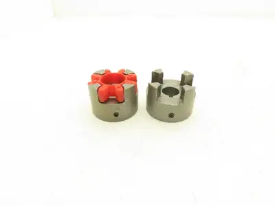 HY1453260 Coupling 5/8" Shaft Lot of 2