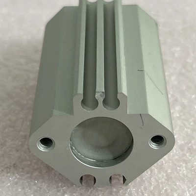 NEW SMC CDQ2D16-30DCMZ