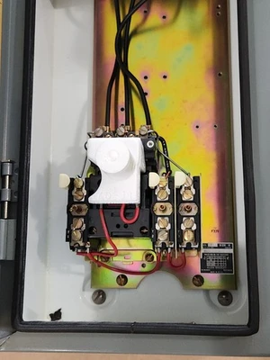 NEW Allen-Bradley 713-AJBD61
