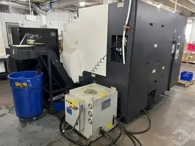 USED 2017 OKUMA GENOS L300MYW-E