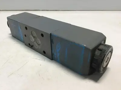 USED VICKERS DG4V-3-6C-M-U-HL7-60