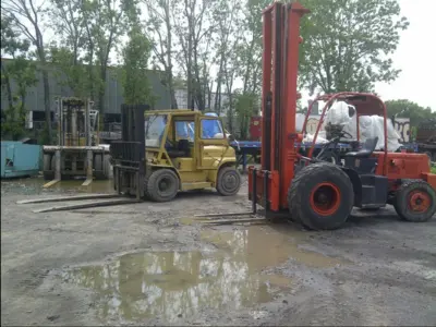 Used Champ 6,000-lb High-Lift Forklift Internal Combustion Forklifts: Pneumatic Tire Quebec CA | Machineco #1256426