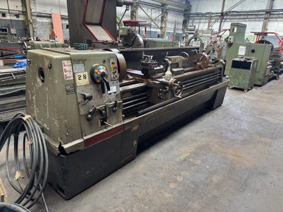 COLCHESTER MASCOT 1600 Lathes | Bowland Trading Ltd (3)