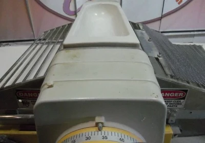 100-0077 Rondo Kombi Manomat Sheeter