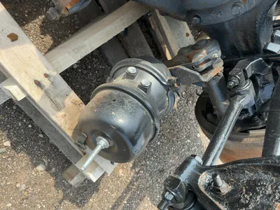 Semi Truck Drive Axle, 23,000 lb GVWR, Hendrickson Air Ride Suspension, Air Brakes, missing info tag...