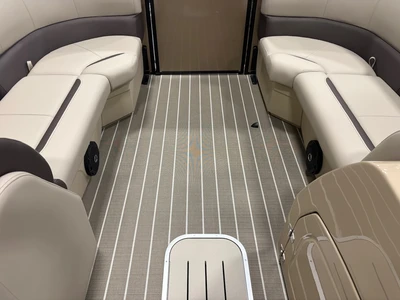 New | in-Stock 2026 BENTLEY PONTOONS 223 NAVIGATOR Boats (Misc) Virginia US | Affordable Outdoors #1638033