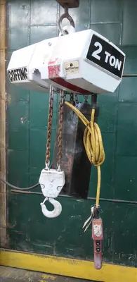 USED COFFING HOISTS EC.4008.3