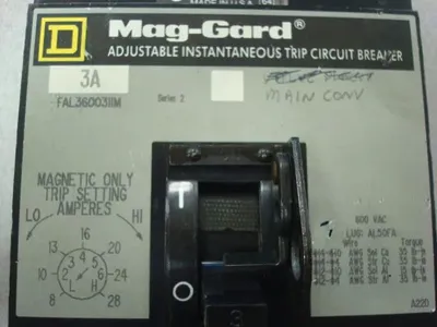 Square D FAL3600311M Mag-Gard Circuit Breaker 3 Amps 600VAC Used