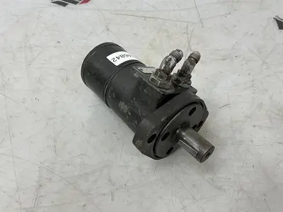 USED CHAR LYNN 101 2169 009