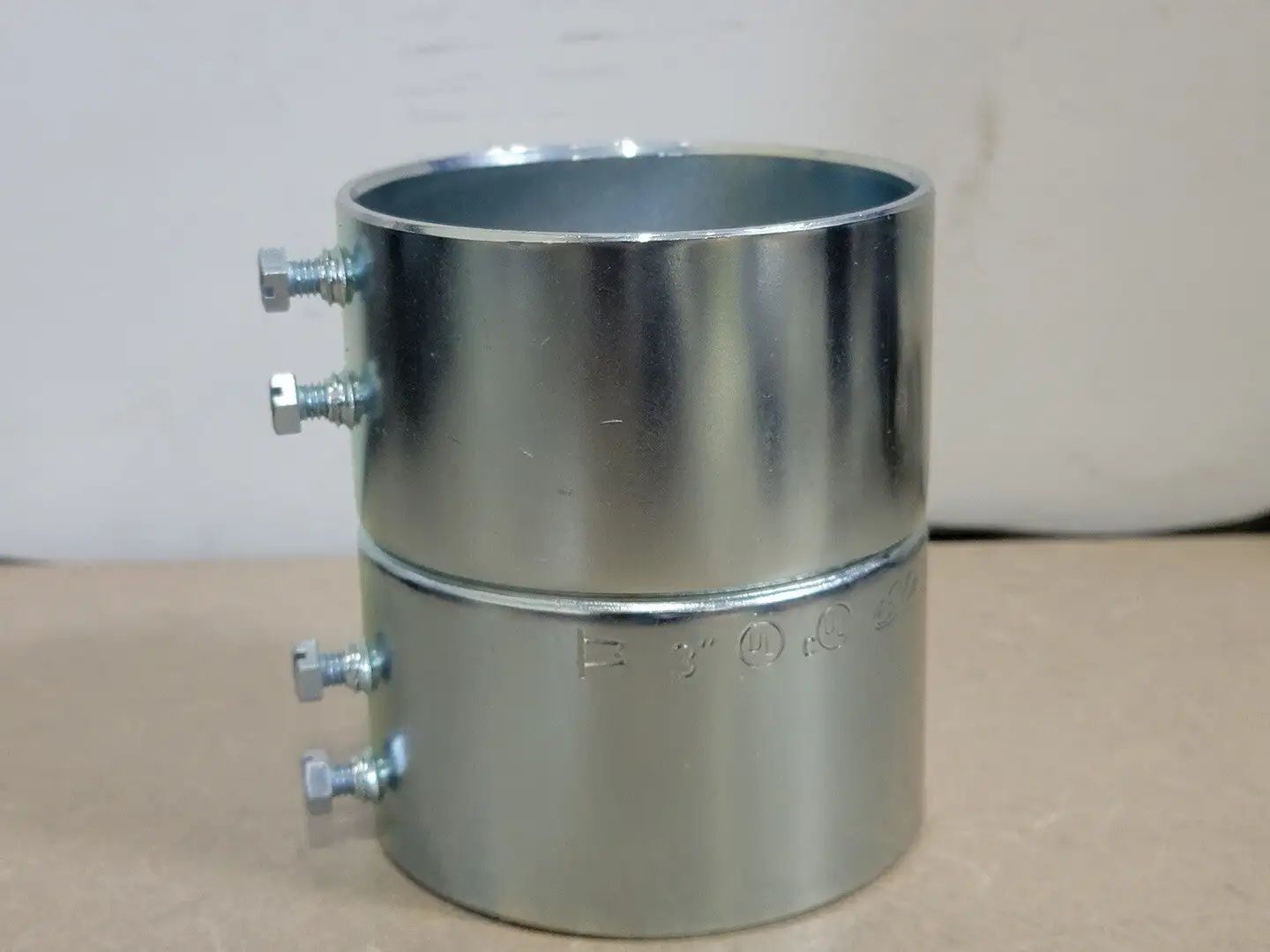 3" EMT/Rigid/IMC Set Screw Coupling