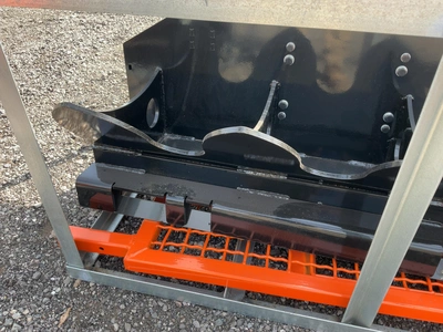 Used WOLVERINE SSW15 HYDRAULIC WINCH SKID STEER ATTACHMENT Misc Construction Attachements Michigan US | Miedema Asset Management Group #1768771