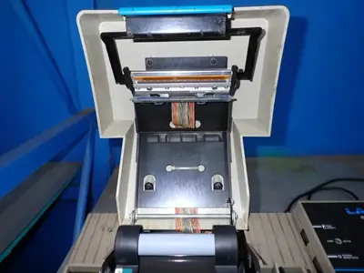 USED BRADY LABEL AND SIGN MAKER M