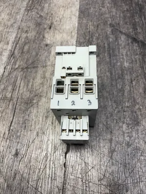 ALLEN BRADLEY 100-C85*00 SER. A Electrical/PLC/Automation | ESS Industrial Equipment Sales (6)
