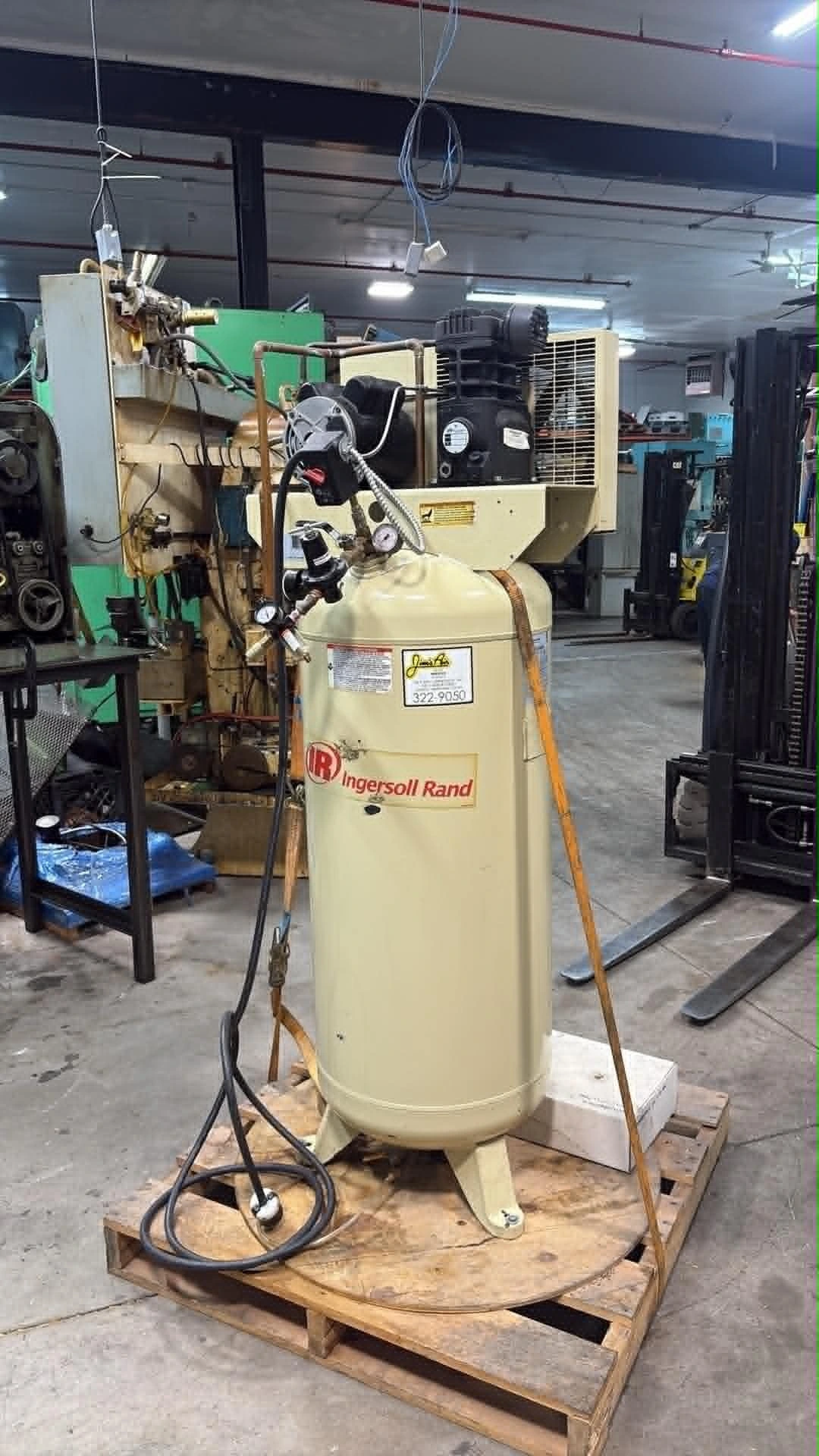 Used INGERSOLL RAND SS3660V Tank Mounted Air Compressors Connecticut US | Global Machine Brokers, LLC #1310578