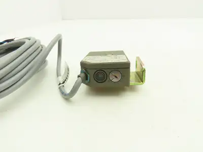 Datalogic ET3-5-A5 Photoelectric Sensor Photoreflex NPN/PNP 10-30VDC