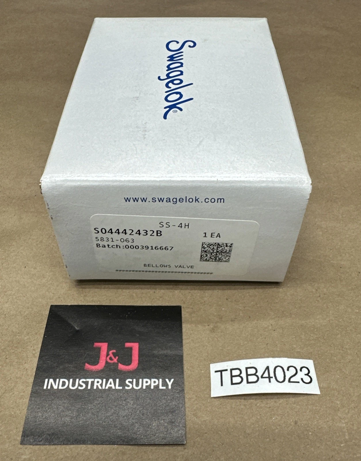 NEW Swagelok SS-4H