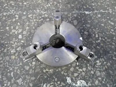 Precision Chuck  10" 3 Jaw Chuck