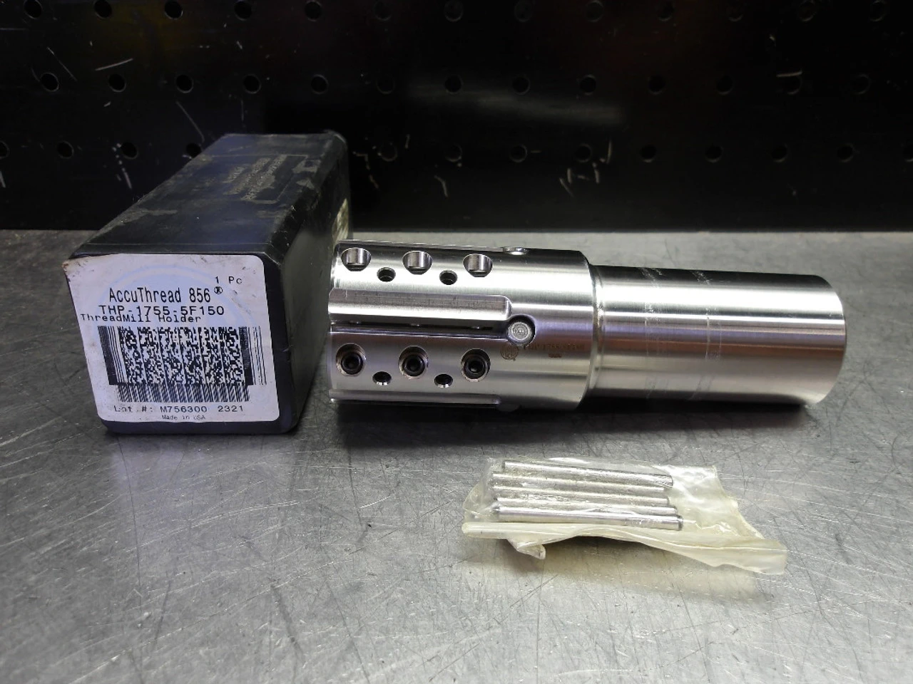 AMEC AccuThread 856 - 1.755" Indexable Thread Mill THP-1755-5F150 (LOC3046B)