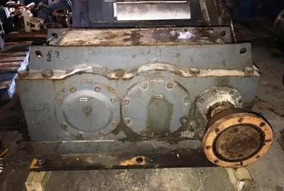 Falk Gear Reducer 2000 HP Ratio: 2.050