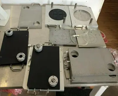 WAFER FIXTURE PLATES