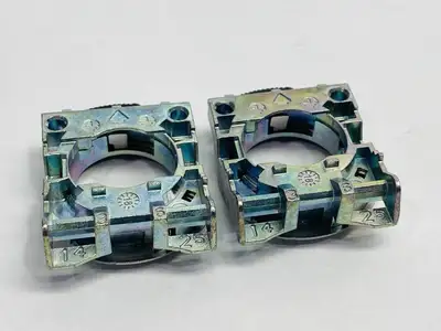 800F-ALM | Allen Bradley  Ser A Pushbutton Metal Mounting Latch LOT OF 2 - New Other