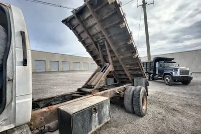 Used 2000 GMC KODIAK C6500 Dump trucks Ohio US | Proxy Equipment #1382923