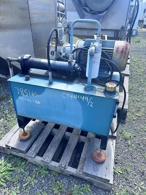 USED LYCO 7000