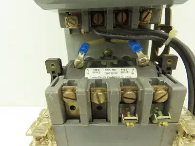 Furnas 22DP32AFE3 Reversing Motor Starter 10Hp Size 1 Max 27A 600 VAC Overload